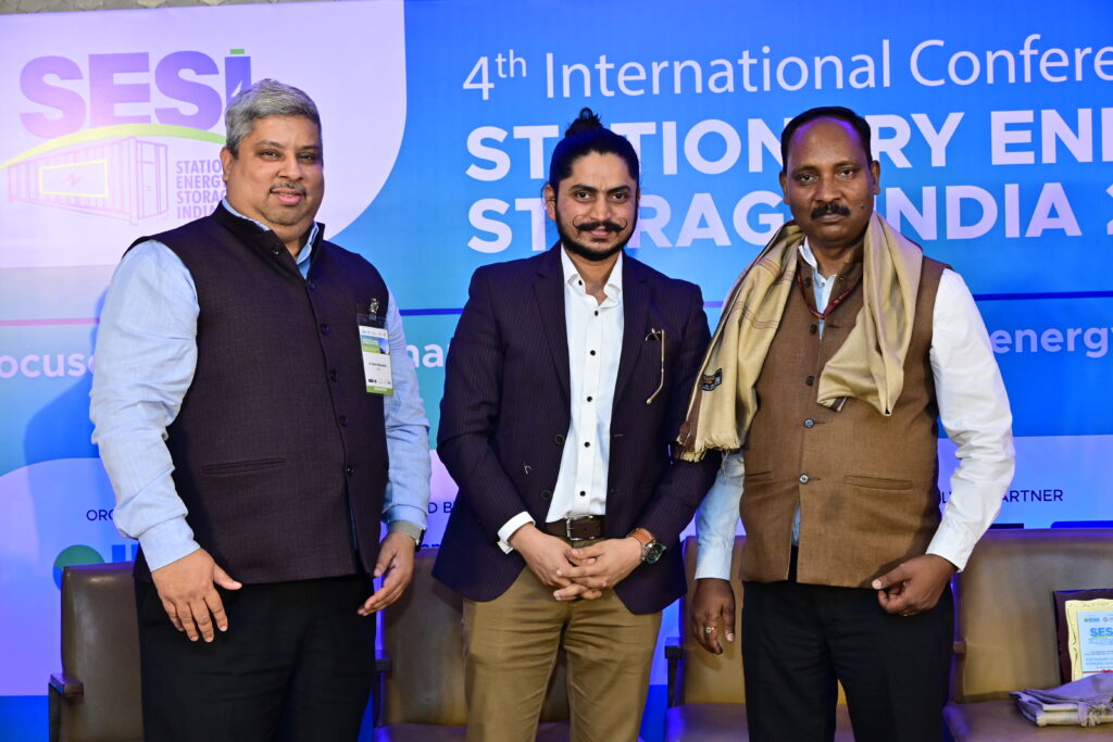 Akash Kaushik Honored for Inspirational Address at SESI Event